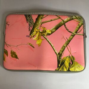 #7422 Realtree Camo Pink and Green Laptop protective Carrying Case 11x16